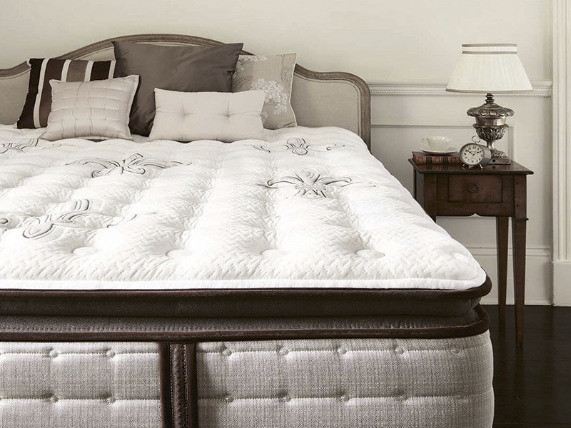 Stearns and foster oak terrace 2024 pillow top