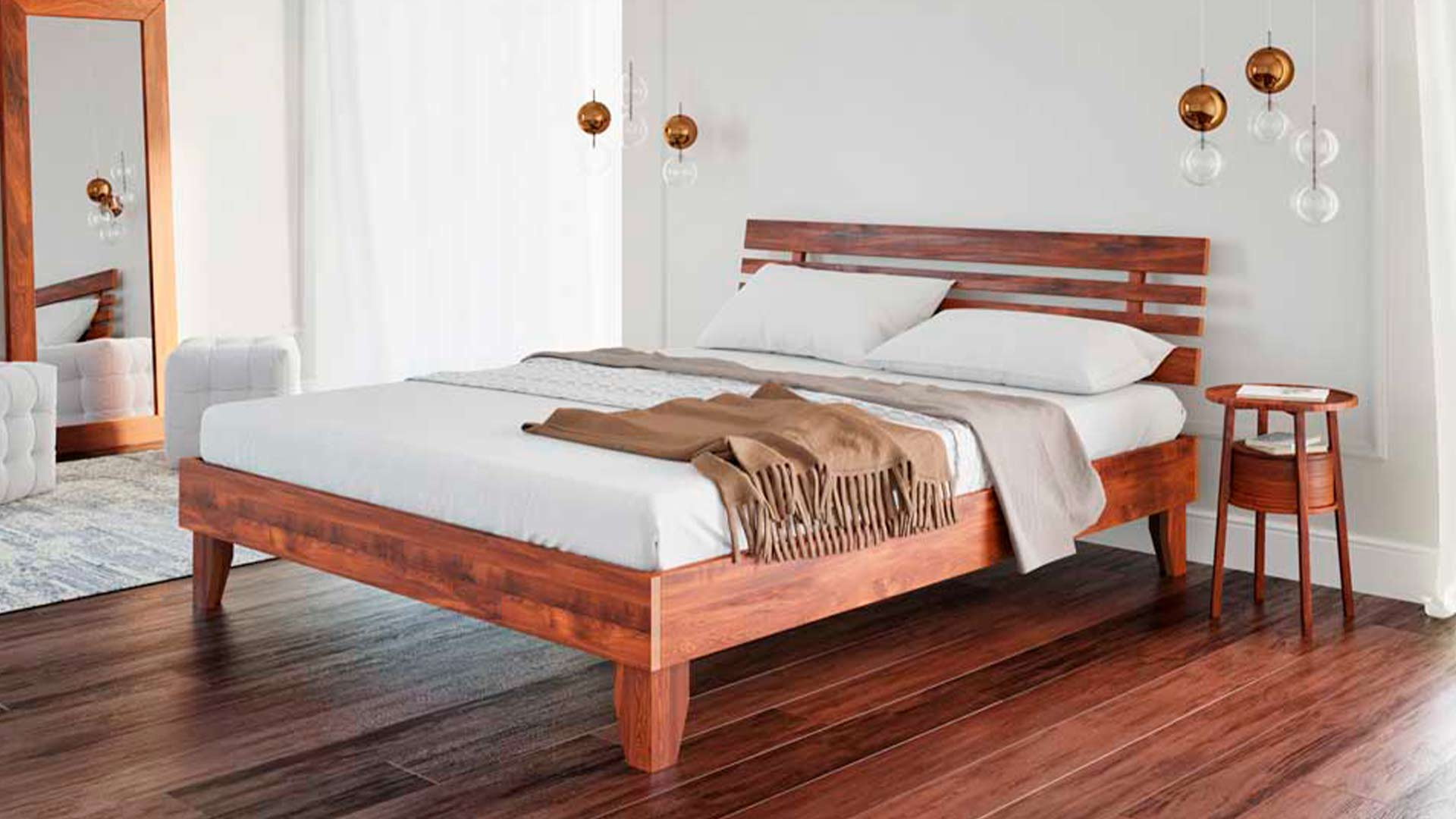 2 х спальная кровать из дерева